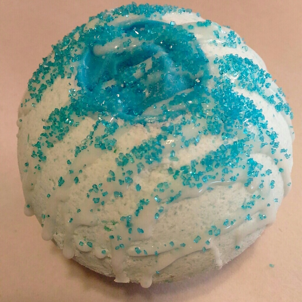BATH BOMBS 6.4oz/5oz Lot of 3 Sugar Cookie Spice